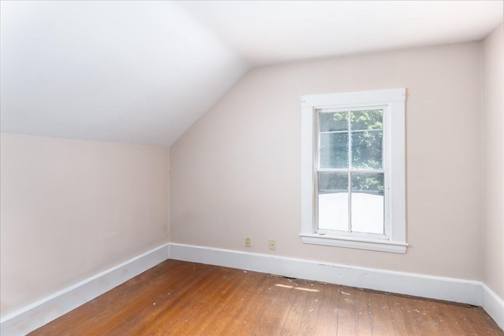5 Washington St Property Photo 19