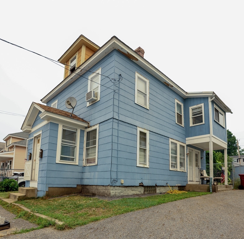 544 Concord St Property Photo 4