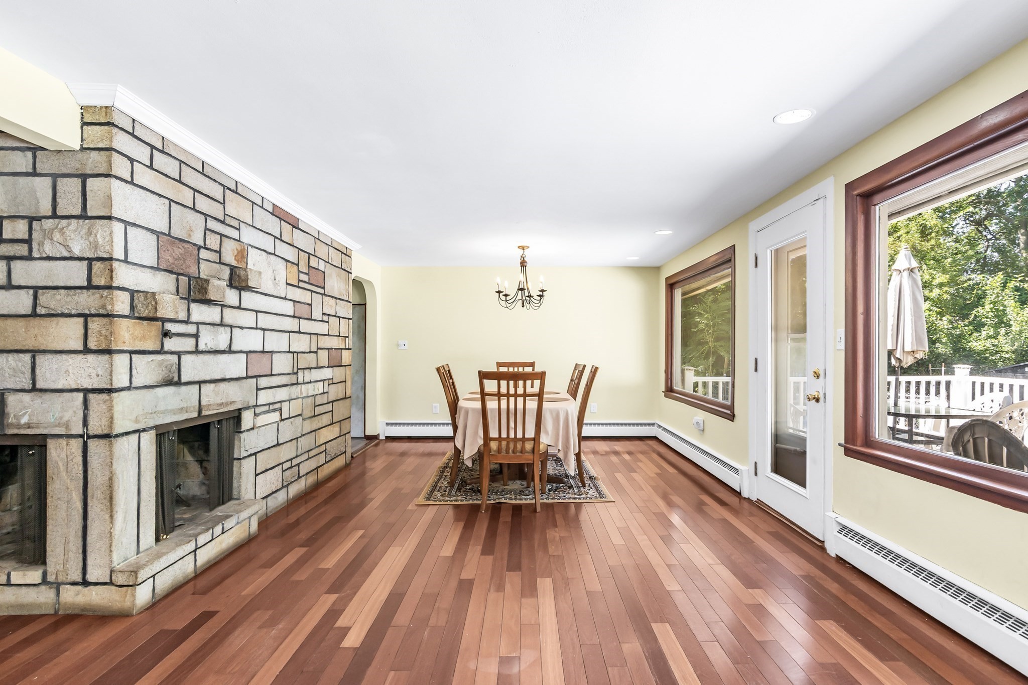 678 Massachusetts Ave Property Photo 12