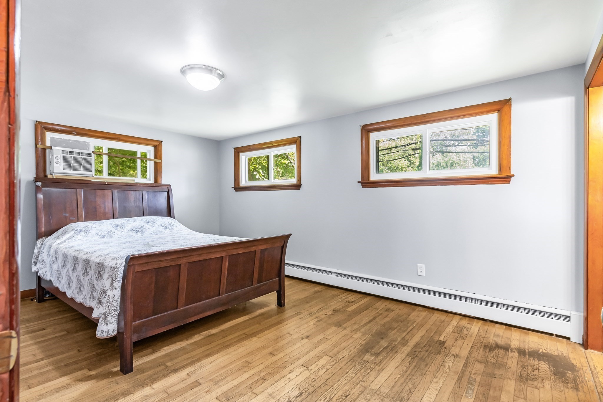 678 Massachusetts Ave Property Photo 23