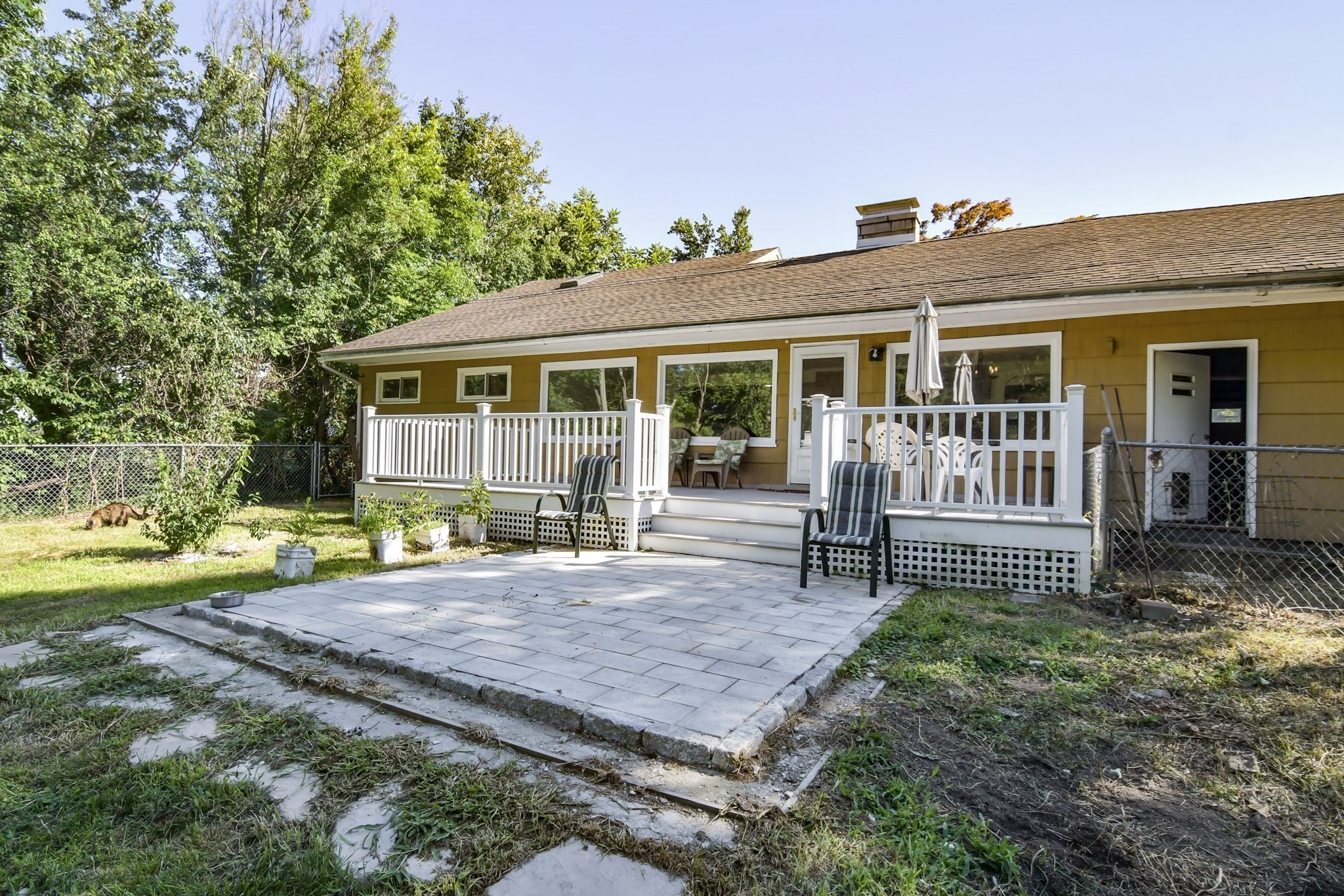 678 Massachusetts Ave Property Photo 34