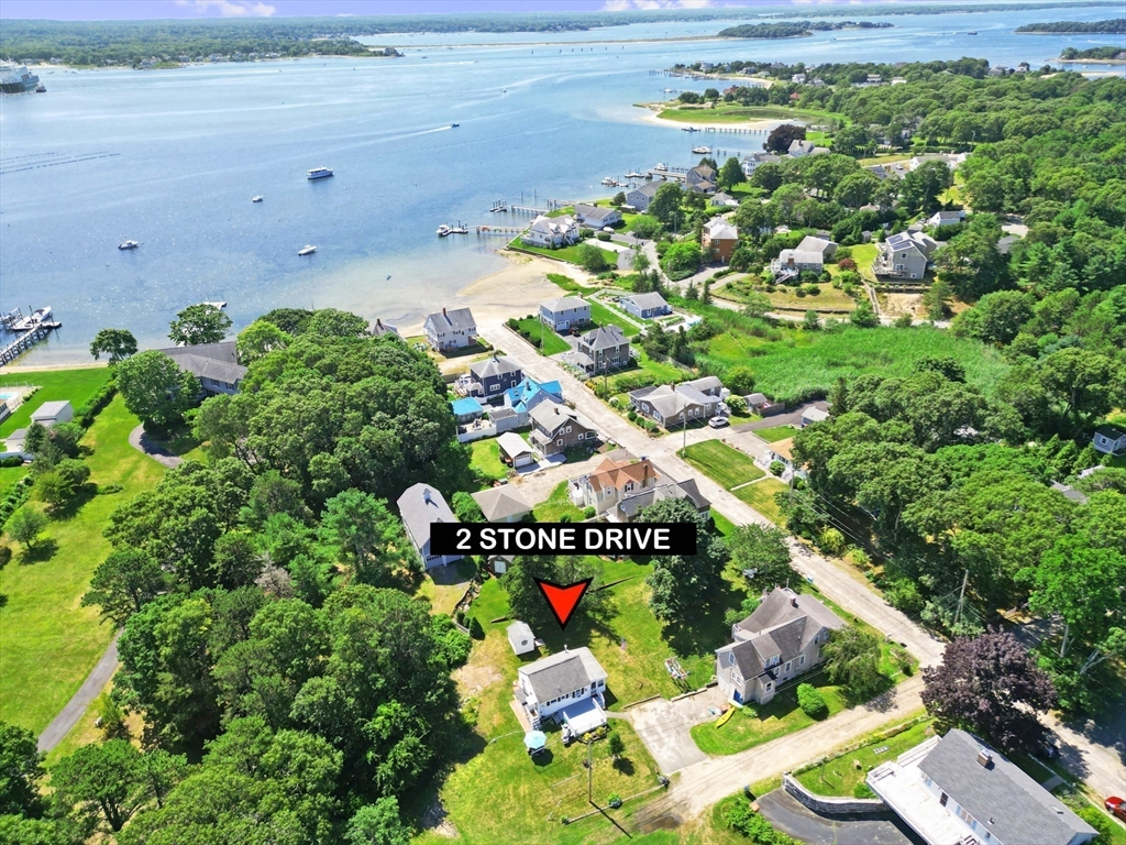 2 Stone Dr Property Photo 2