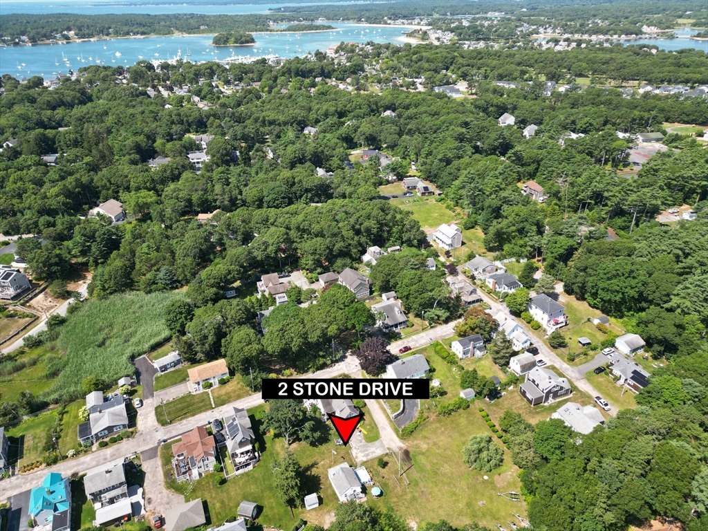 2 Stone Dr Property Photo 4