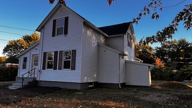 81 Mccarthy Ave Property Photo 3