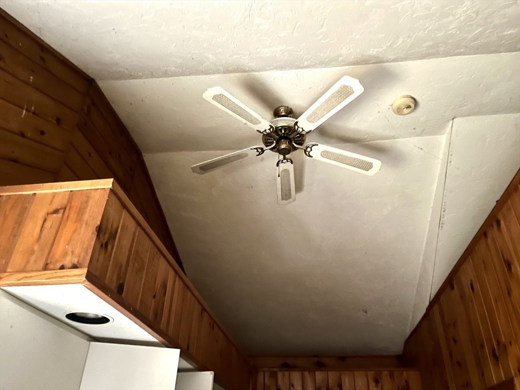 51 Cypress St Property Photo 8