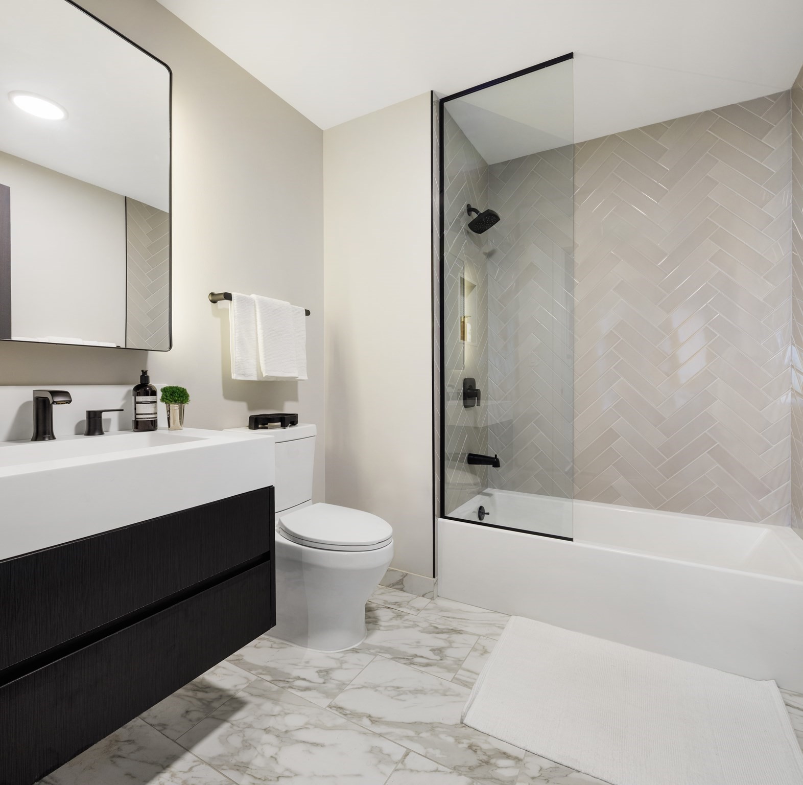 55 Lagrange St # 1003 Property Photo 6