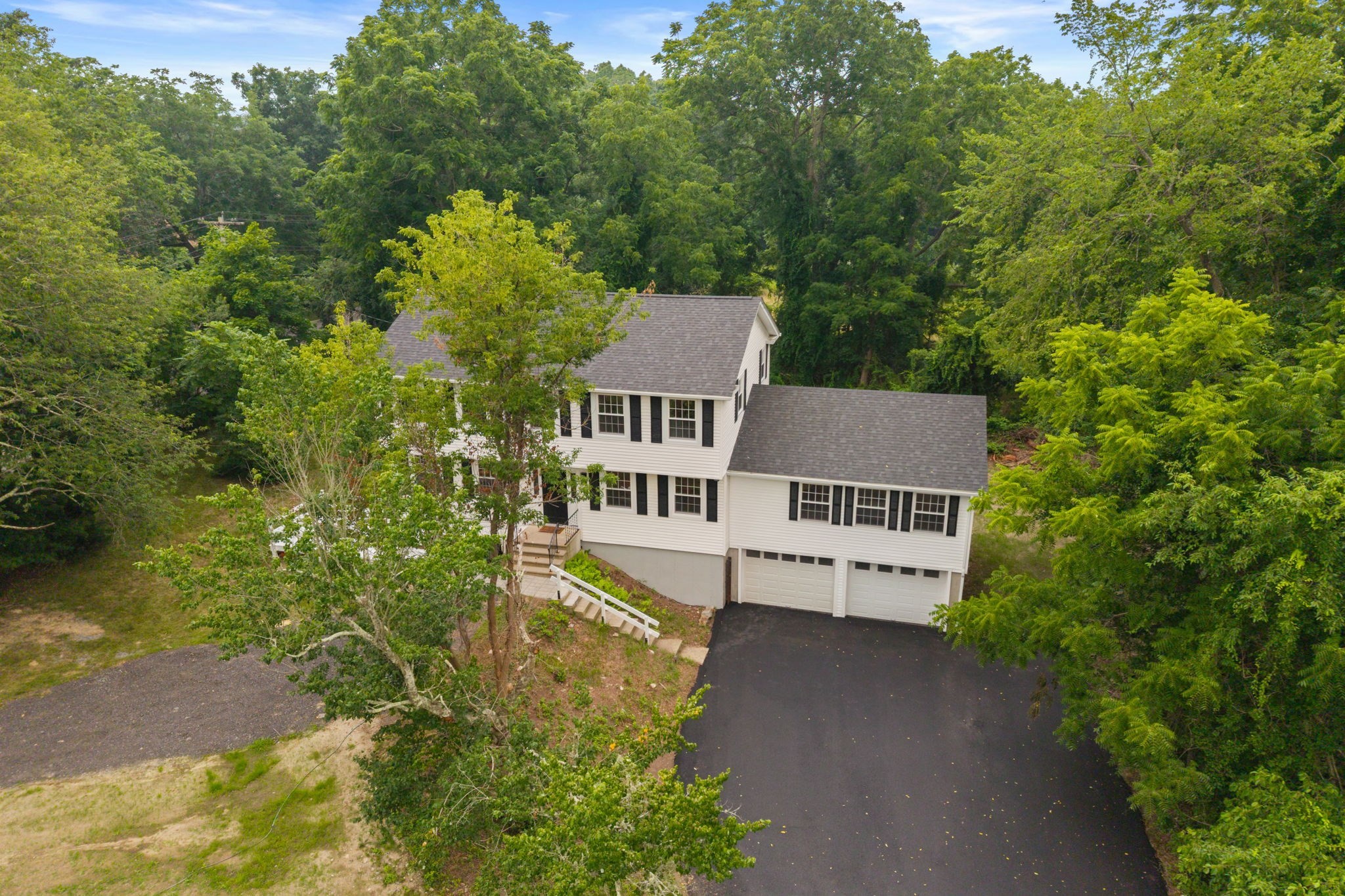 125 Bayview Ave Property Photo 30