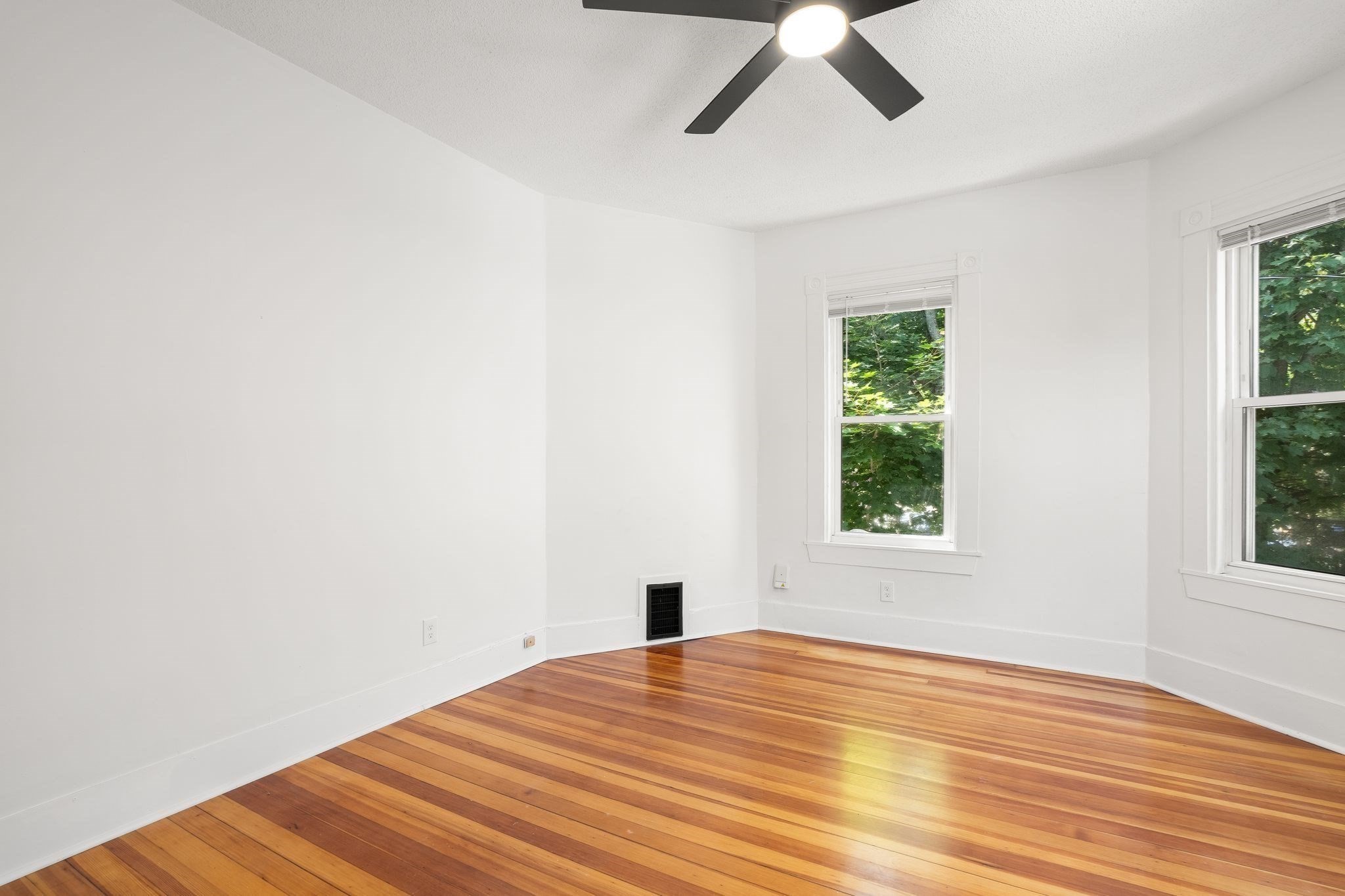 40-42 Coleman St Property Photo 18