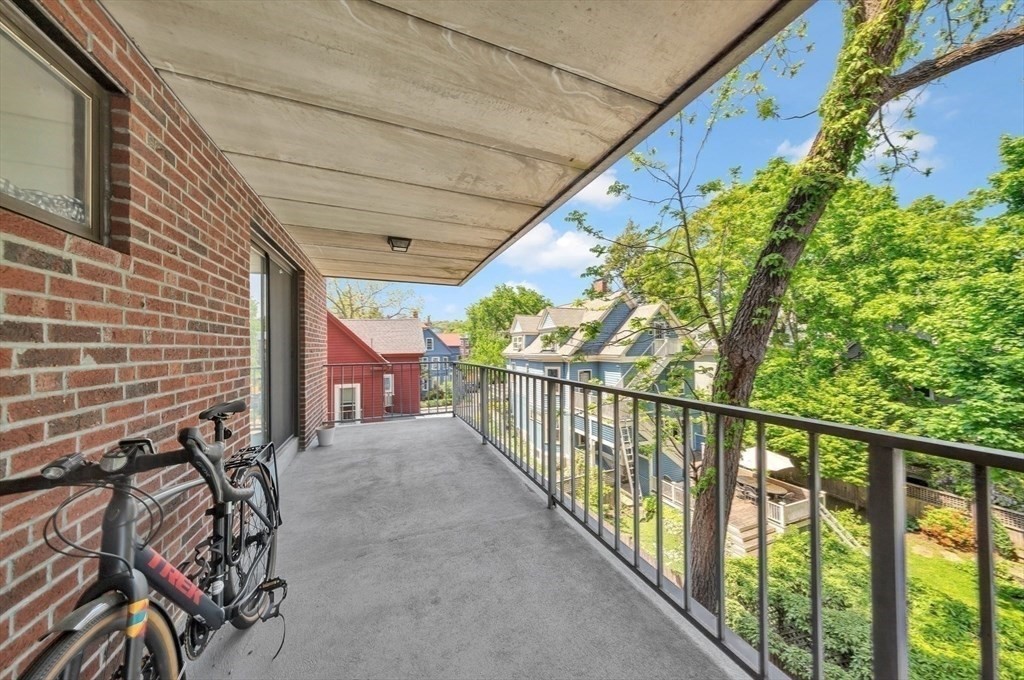 31 Harris # 102 Property Photo 11