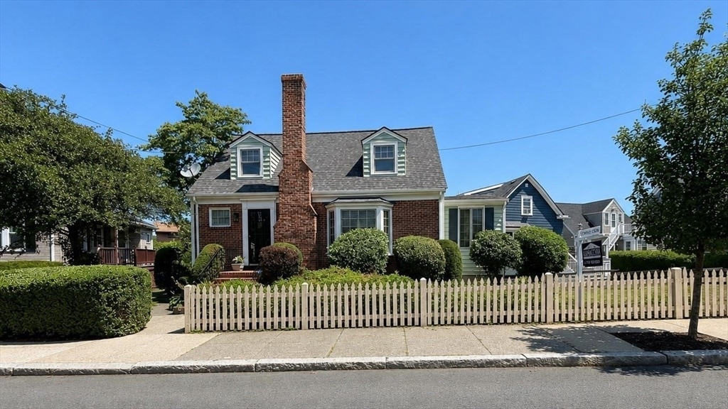 211 Grovers Ave Property Photo 1