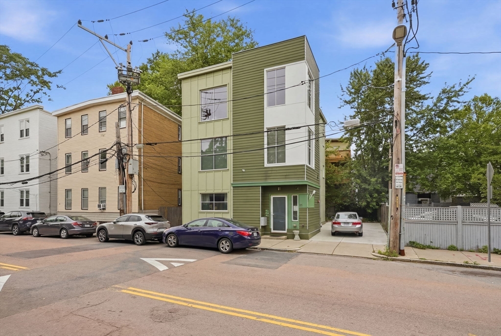 21 Lamartine St # 3 Property Photo 12