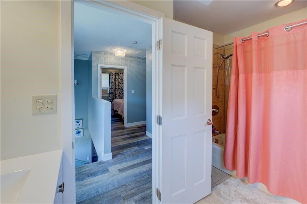 16 Arlington Ave Property Photo 23