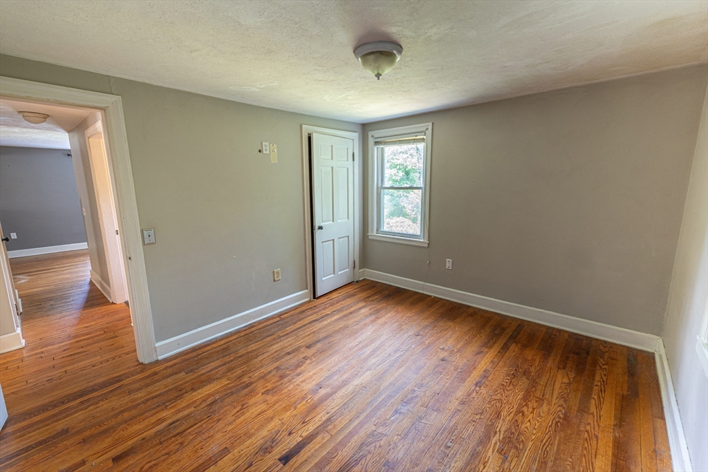 152 Southbridge Rd Property Photo 14