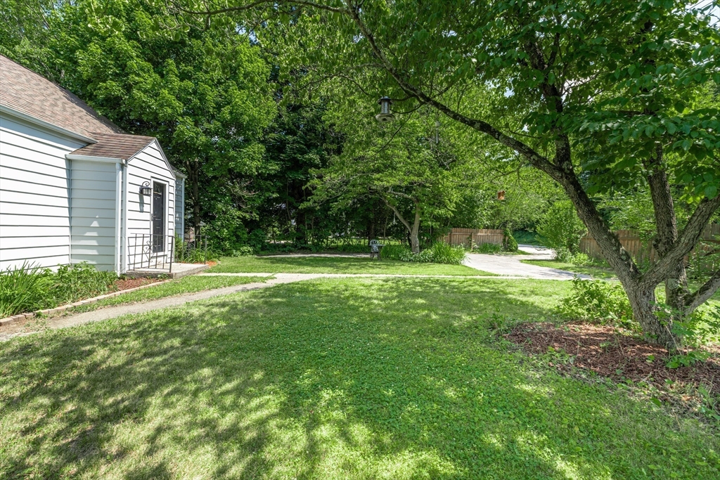 152 Southbridge Rd Property Photo 30