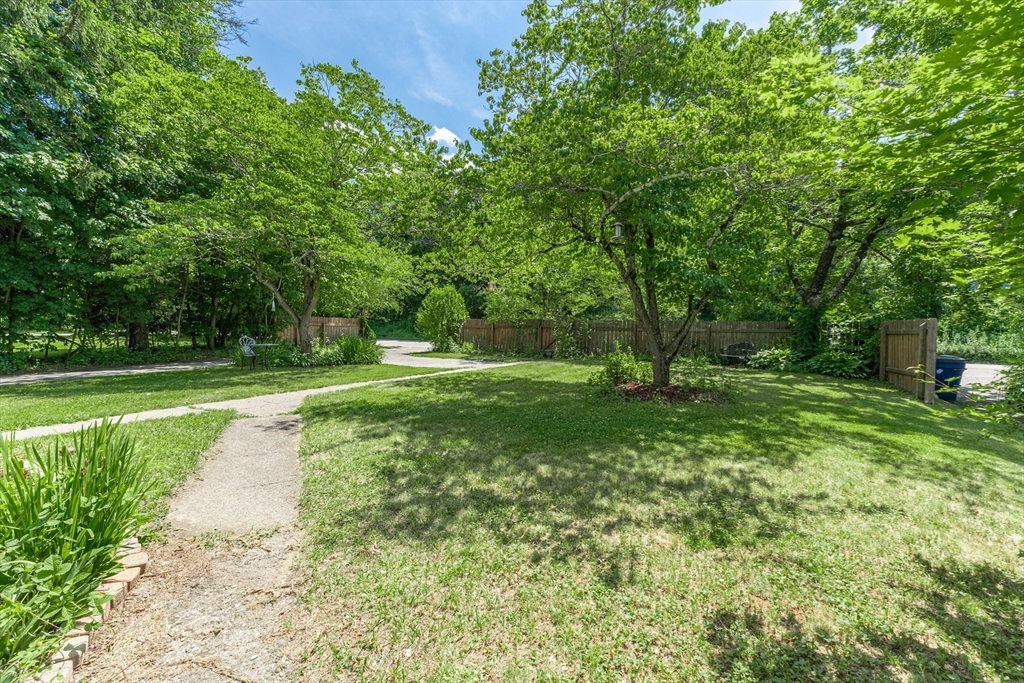 152 Southbridge Rd Property Photo 31