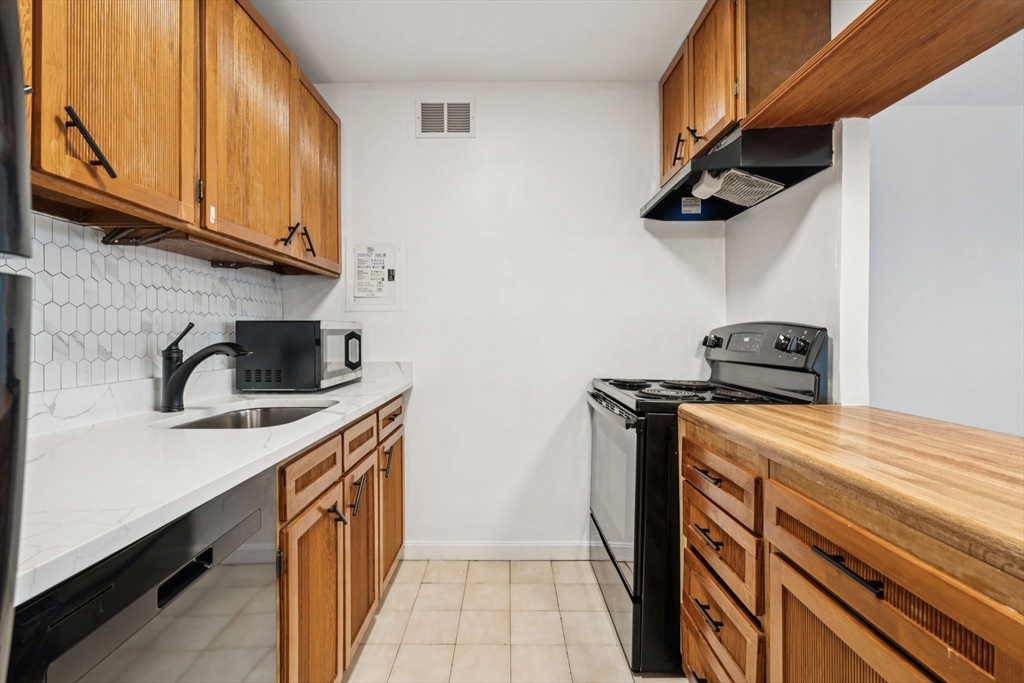 1105 Massachusetts Ave # 6a Property Photo 6