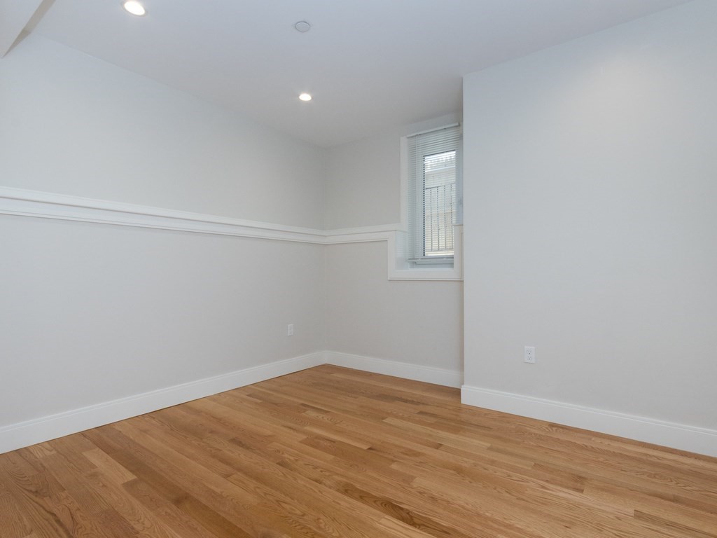 5 Tovar # 1r Property Photo 4