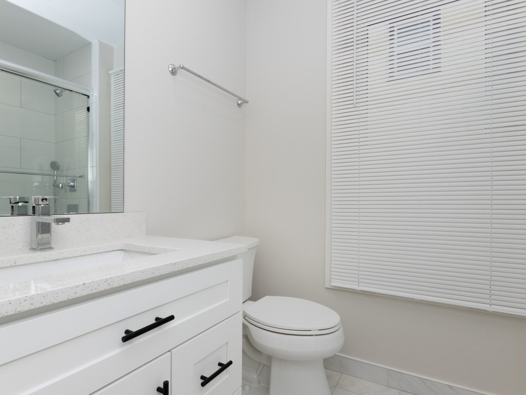 5 Tovar # 1r Property Photo 6
