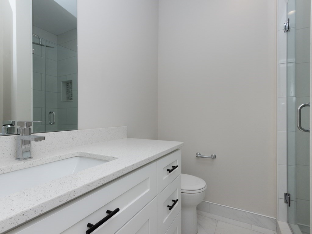 5 Tovar # 1r Property Photo 8