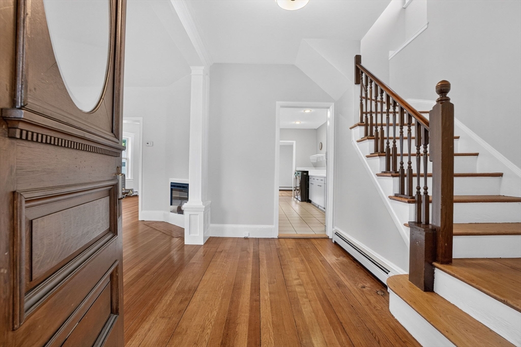 51 Metropolitan Ave Property Photo 4