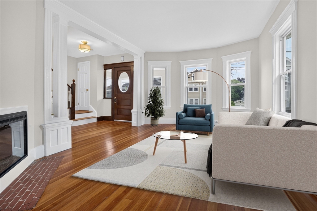 51 Metropolitan Ave Property Photo 6