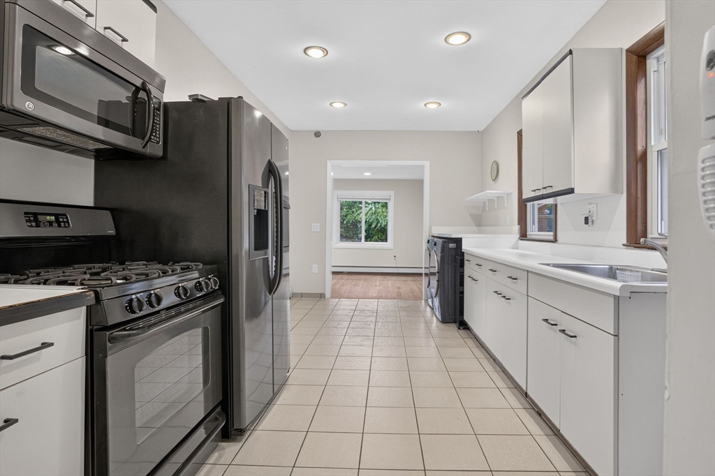 51 Metropolitan Ave Property Photo 13