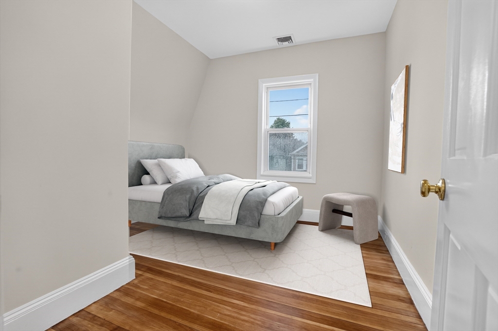 51 Metropolitan Ave Property Photo 20