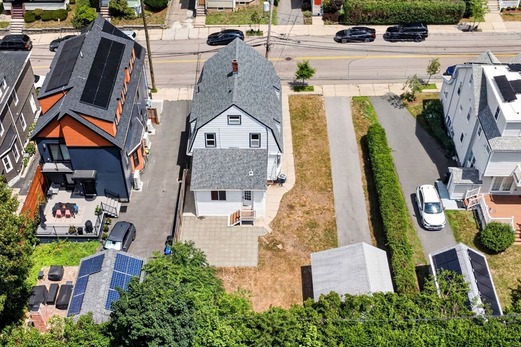 51 Metropolitan Ave Property Photo 31
