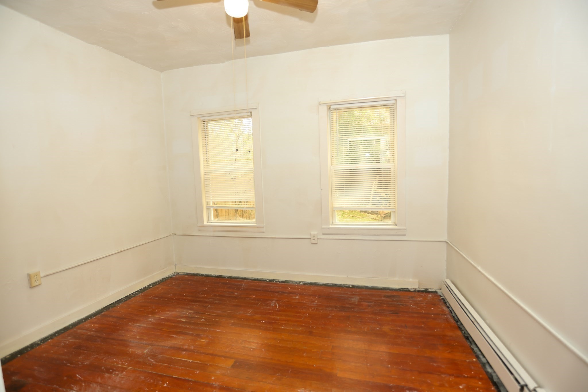 22-24 Floyd St Property Photo 11