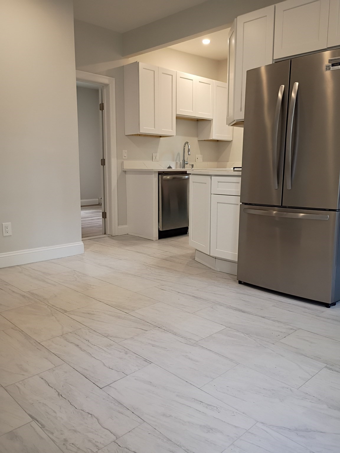 7 Cliff St # 1 Property Photo 2