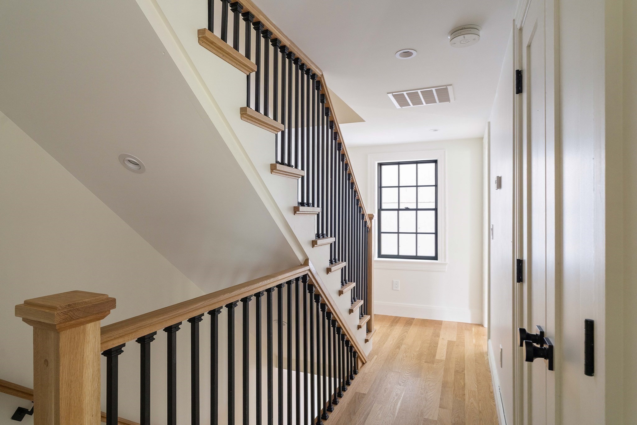 9a Mt. Auburn Street # A Property Photo 23