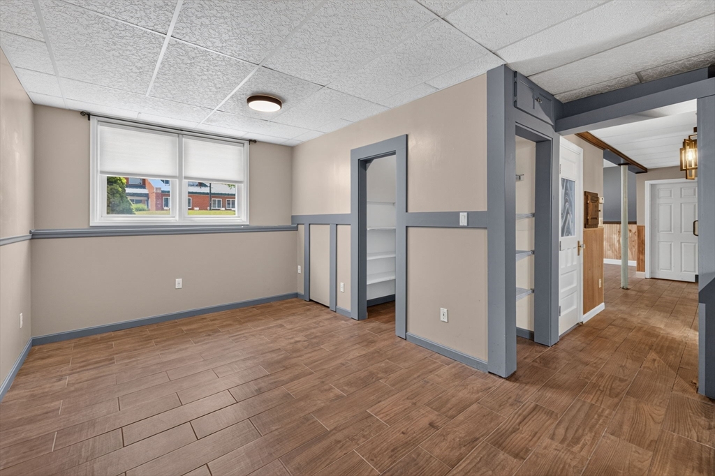 158 Amity St Property Photo 18