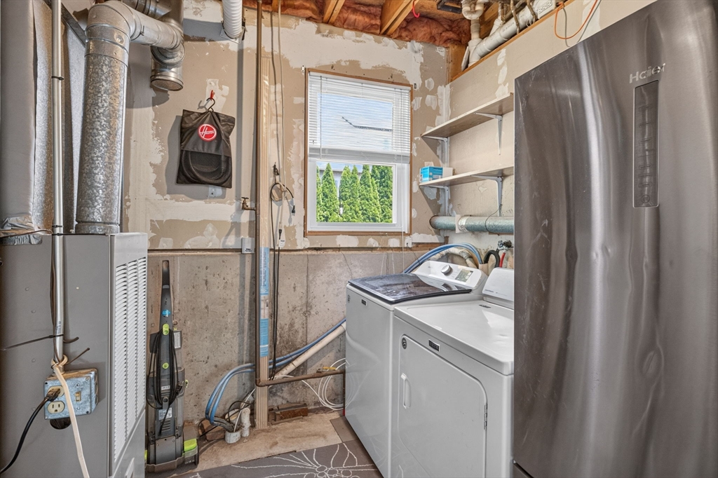 158 Amity St Property Photo 24