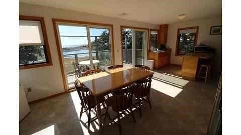85 Thatcher Rd # 2 Property Photo 3