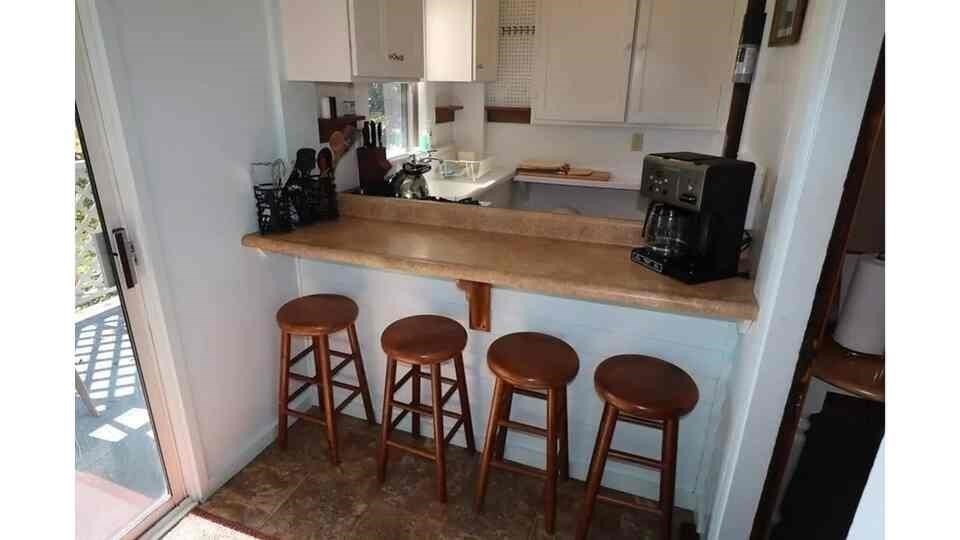 85 Thatcher Rd # 2 Property Photo 7