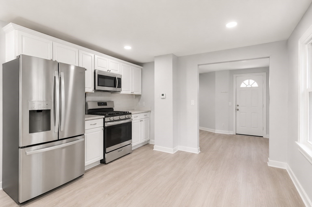 14 Condon St Property Photo 4