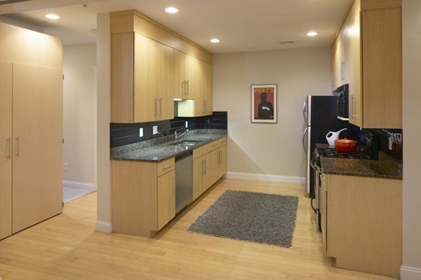 23 Park St # 1 Property Photo 7