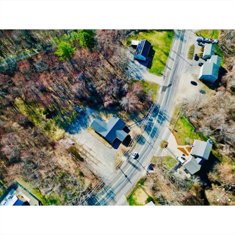 55 Lafayette Rd Property Photo 6