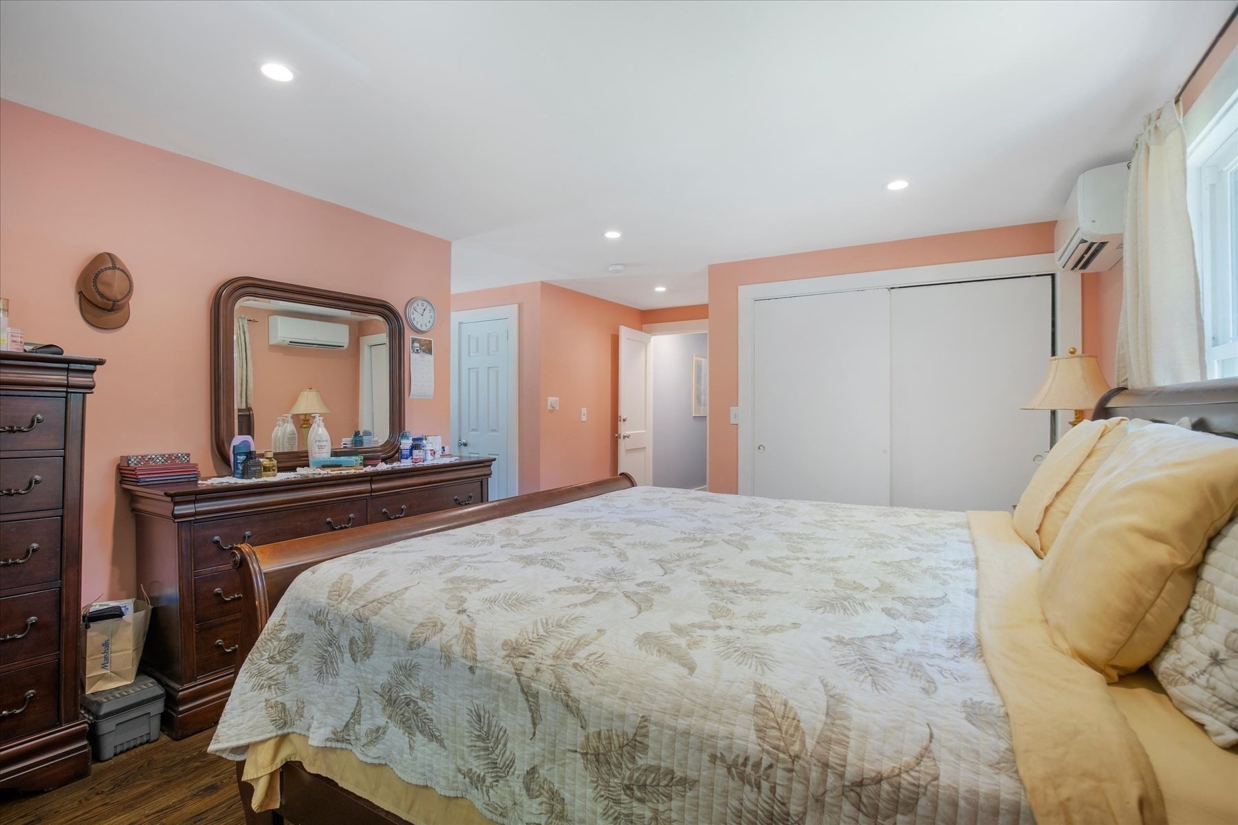 160 Lincoln Rd. Property Photo 13