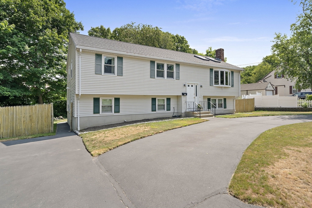 53 Lafayette St Property Photo 2