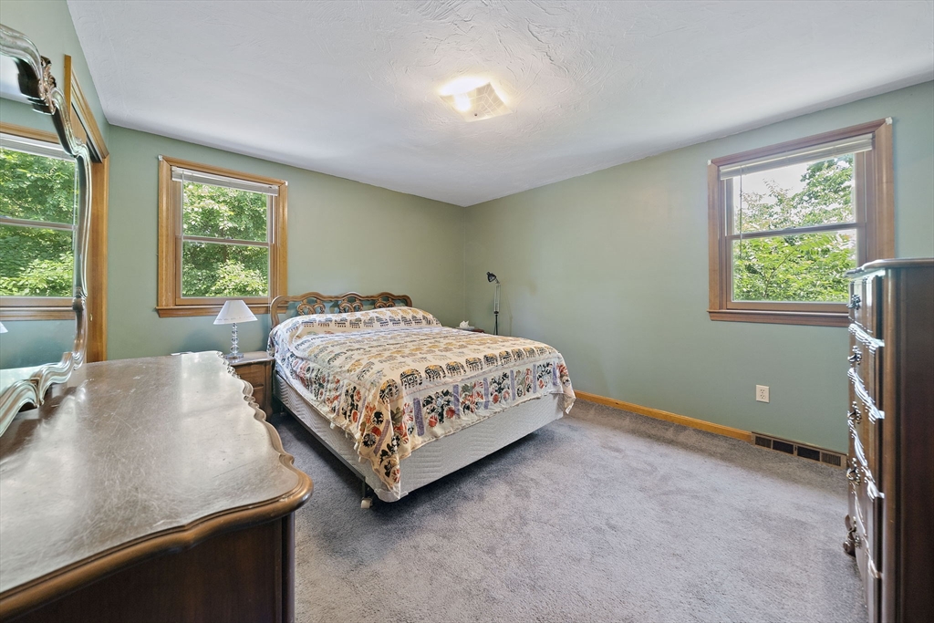 53 Lafayette St Property Photo 14