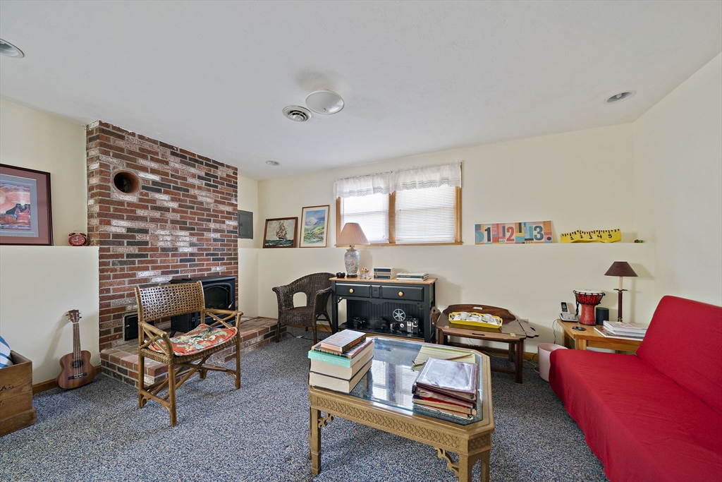 53 Lafayette St Property Photo 21