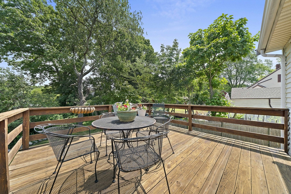 53 Lafayette St Property Photo 24