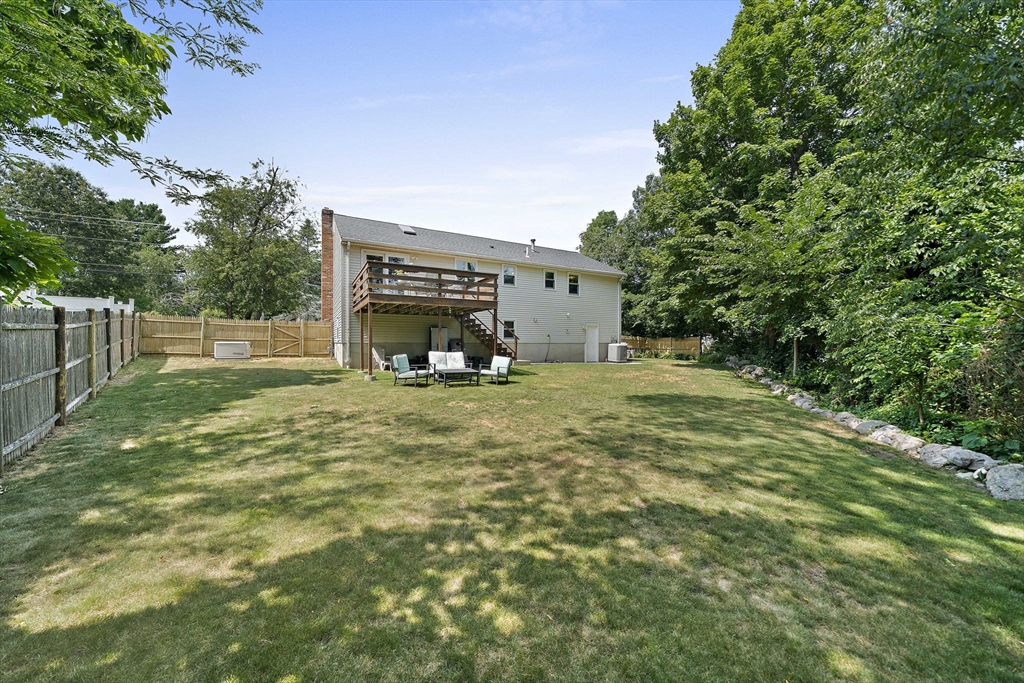 53 Lafayette St Property Photo 26