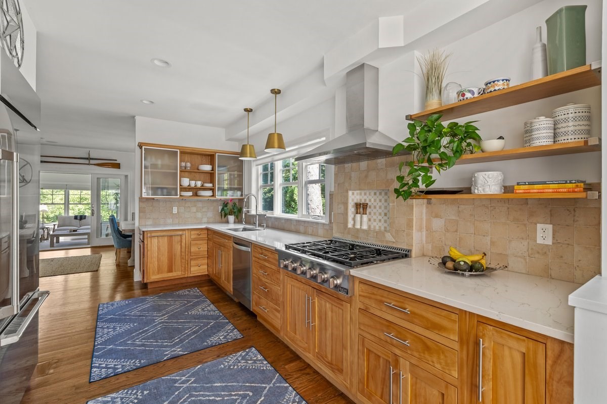128 Gilson Property Photo 15