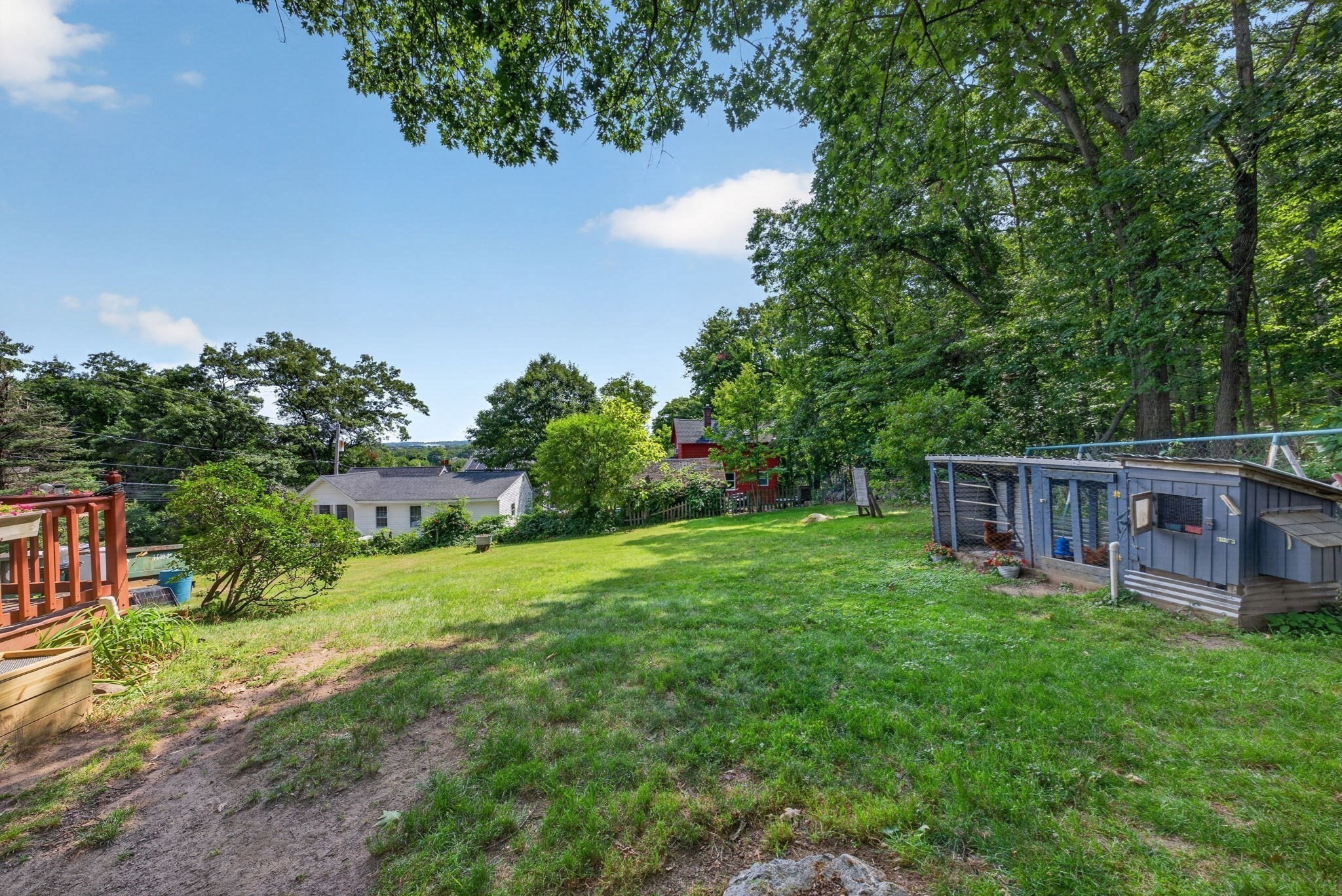 60 Harriett Ave Property Photo 8