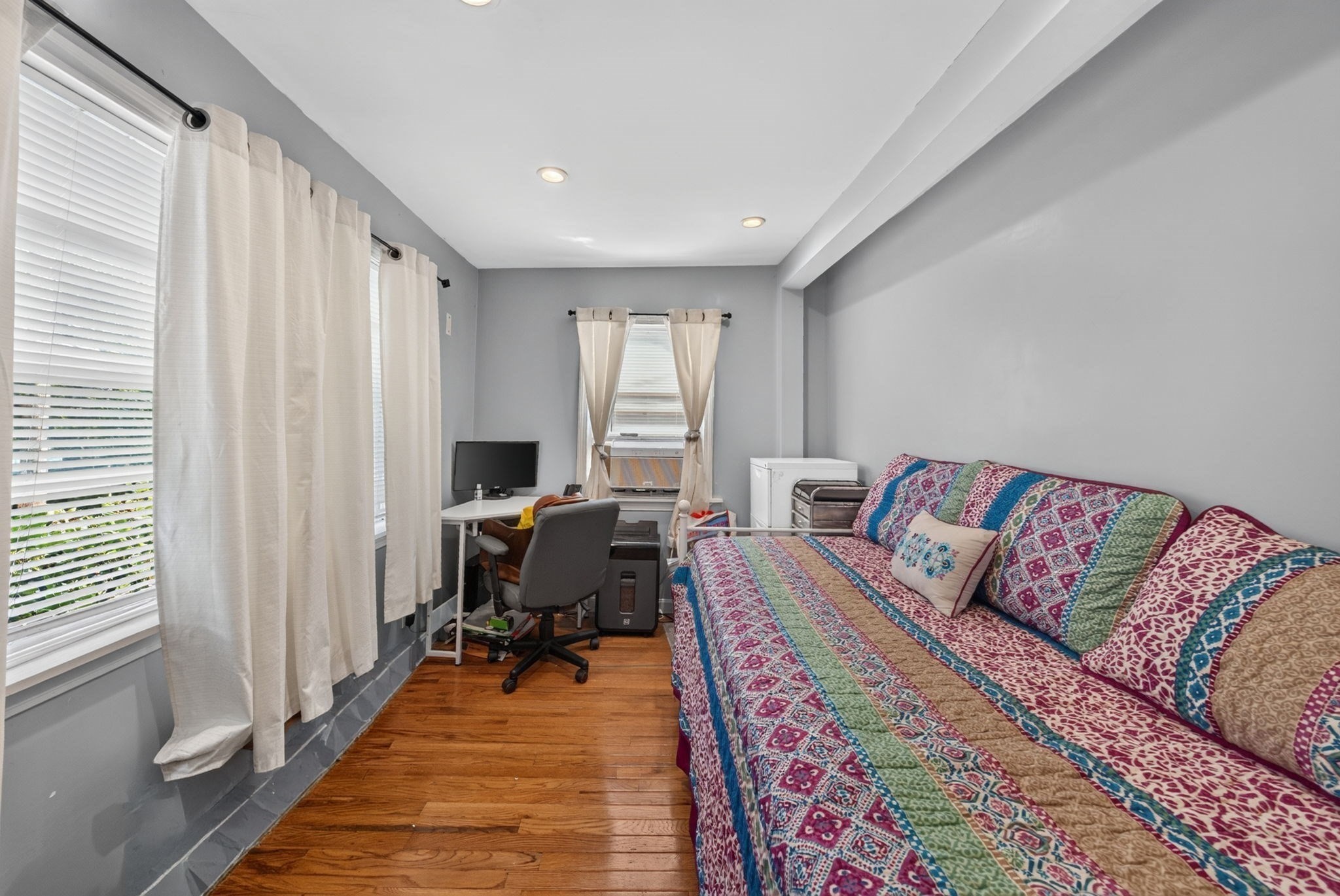 60 Harriett Ave Property Photo 20