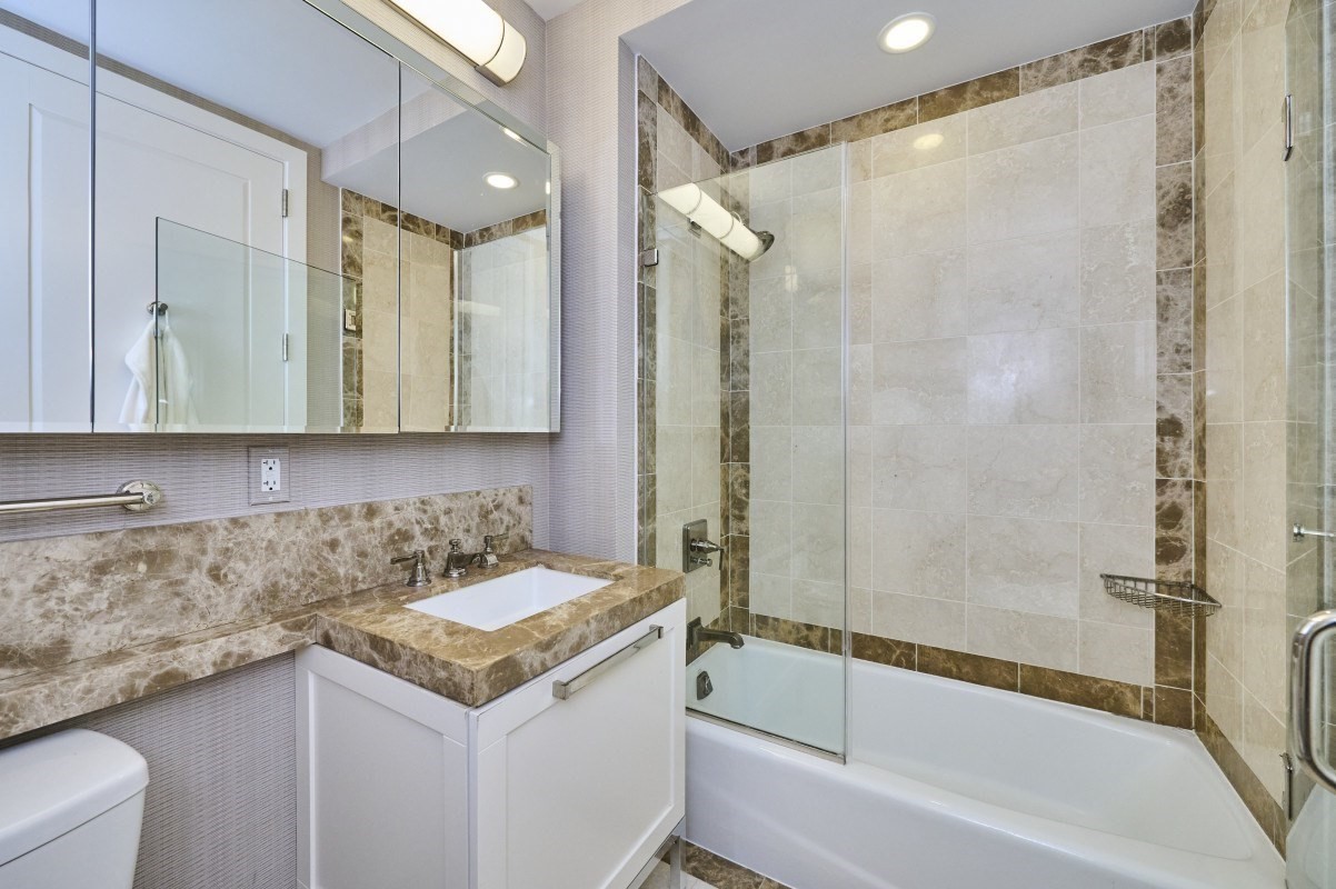 400 Stuart Street # 16k Property Photo 19