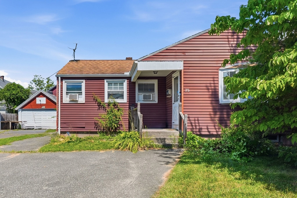 75 Knollwood St Property Photo 1