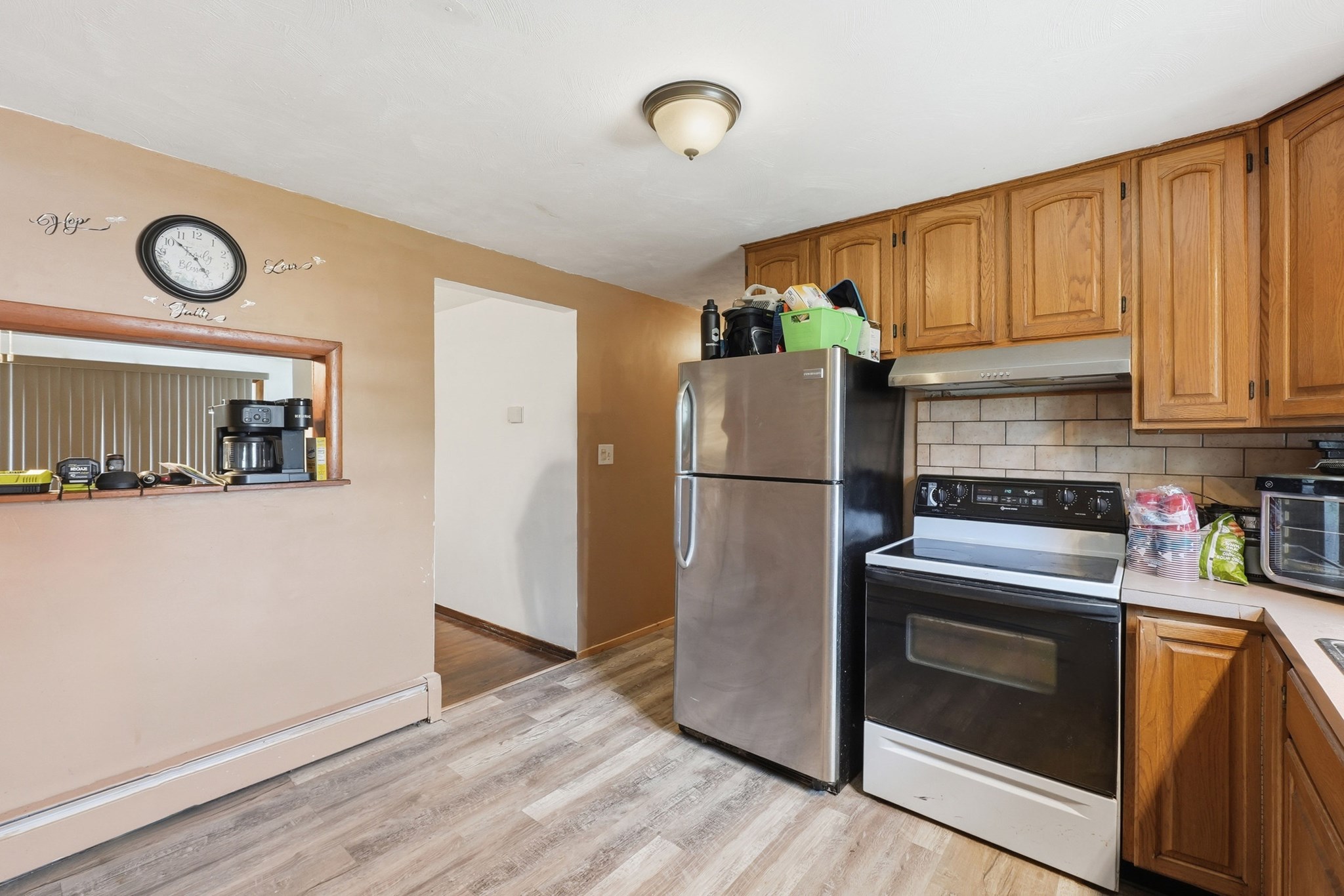 75 Knollwood St Property Photo 11